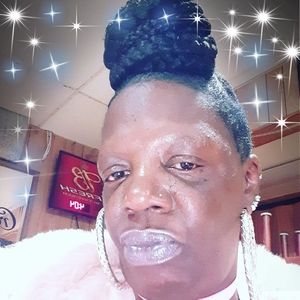 Meet your Posher, Kym